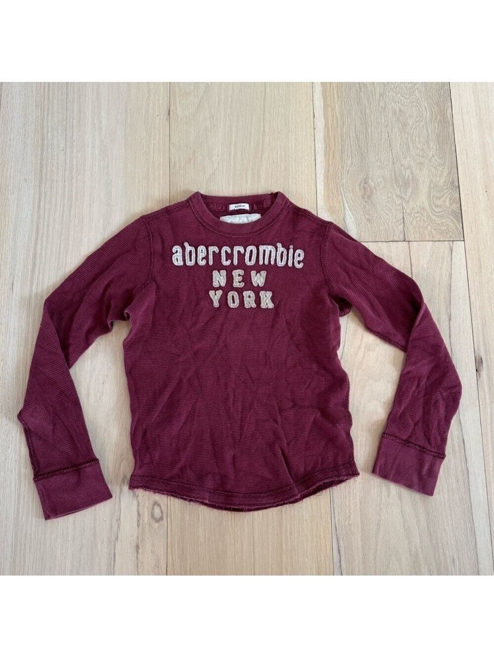 Abercrombie Kids Muscle Red New York Thermal Long Sleeve Shirt Size Medium